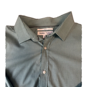 Old Navy Men’s NWT green and white checkered button down shirt XXL